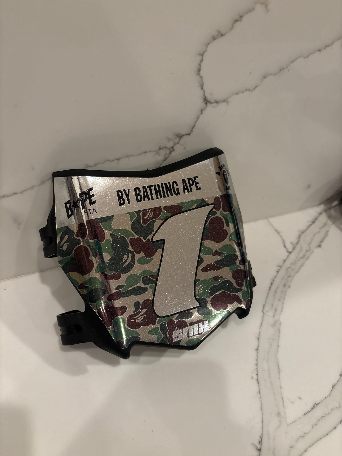 Preinstaled motocutz decal